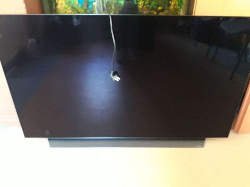 Opatowscy policjanci zatrzymali sprawców kradzieży telewizora wartego ponad 5000 zł