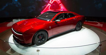 Dodge przyjechał na SEMA z elektrycznym Chargerem. W końcu znamy moc