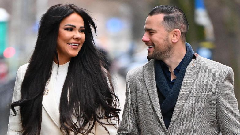 Sylwia Bomba w sukni ślubnej pozuje u boku Collinsa