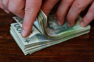 Oni zyskują na rosnącej inflacji. Śmieją się z odsetek, które oferują lokaty