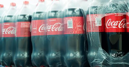 Producent Coca-Coli zapowiedział niepokojące zmiany. Fani napoju będą zrozpaczeni
