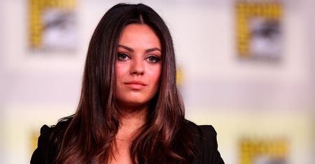 Mila Kunis i Ashton Kutcher przekazali trzy miliony dolarów na pomoc Ukrainie.
