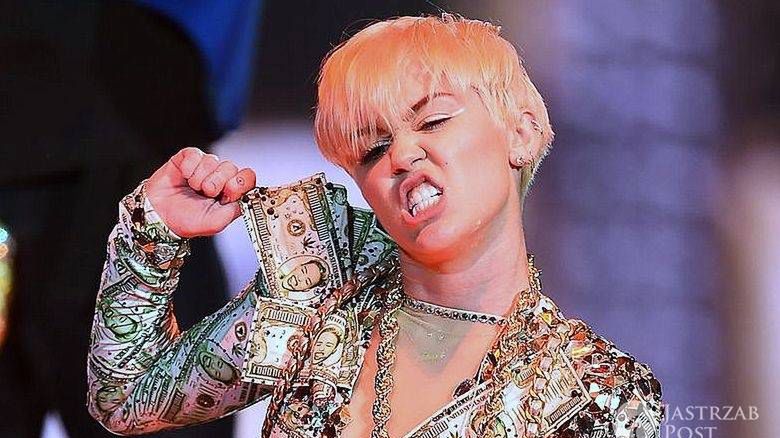 MILEY CYRUS