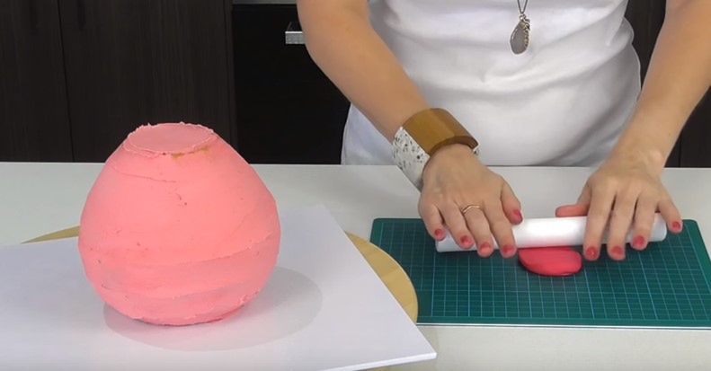 TORT KTORY WYGLADA JAK PRAWDZIWA ROZA (13)