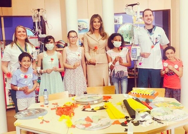 Melania Trump towarzyszy Donaldowi Trampowi podczas wizyty w Polsce