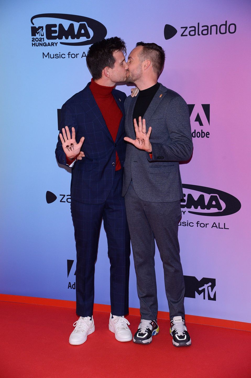 Marton Pal i Adam Hanol – MTV EMA 2021
