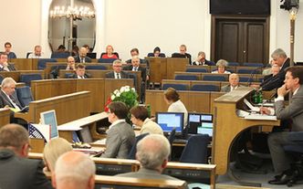 Senacka komisja finansów nie zgłosiła poprawek do ustawy okołobudżetowej