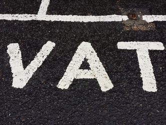 Faktura VAT marża – zalety i wady