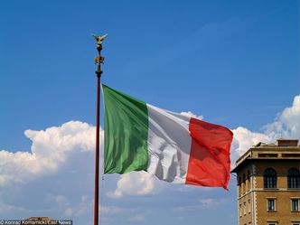 Włosi nie przejmują się zasadami Unii. Pomimo zadłużenia wprowadzają kosztowne projekty