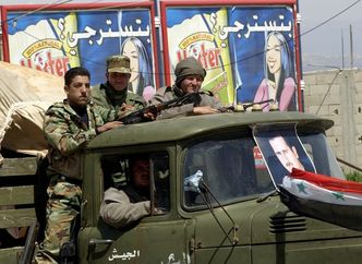 Zbiegły syryjski ambasador mówi, że dołączył do rewolucji