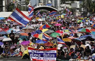 Protesty w Tajlandii. Antyrządowi demonstranci zablokowali Bangkok