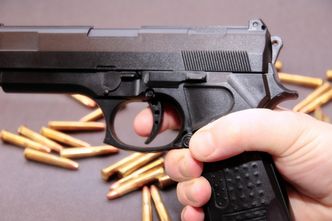 CBŚP rozbiło gang handlarzy bronią. Przemyt szedł także do Niemiec
