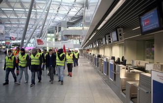 Strajk na lotnisku w Duesseldorfie. Zakłócenia przy 47 lotach