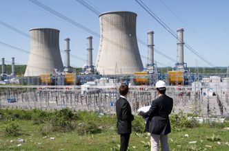 Elektrownia atomowa w Polsce. Kto na tym zarobi?