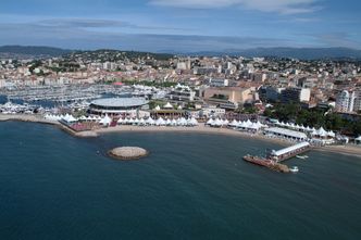 Warszawa na targach nieruchomości w Cannes