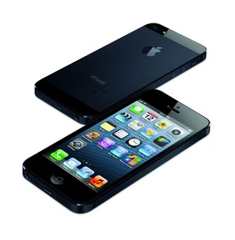 iPhone 5 idzie na rekord. 2 miliony sprzedane w ciągu doby