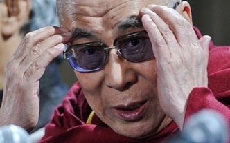 Dalajlama odda prestiiżową nagrodę na cele dobroczynne