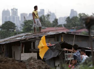 Tajfun Haiyan dotarł do Wietnamu, ale znacznie osłabł