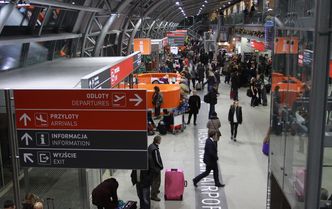 Lotnisko w Modlinie nie zostanie zamknięte. Będzie nowa wieża kontroli lotów