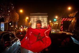 Mecz Francja-Maroko to nie tylko futbol. Linie odwołują loty