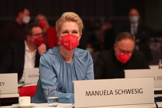 Niemieccy dziennikarze rozliczają polityków ze związków z Kremlem