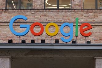 Przez pomyłkę dostał gigantyczne pieniądze od Google. Musiał prosić firmę, by wzięła je z powrotem