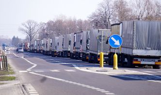 Tranzyt białoruskich tirów przez Polskę. Rząd czeka na reakcję Unii Europejskiej