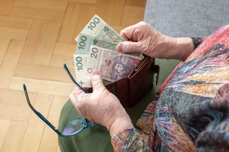Seniorka chciała dobrze. A straciła 30 tys. zł