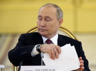 Agenci, tortury, rezerwy złota. Putin podpisał 100 ustaw jednego dnia