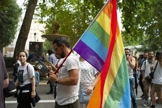 Gigantyczne straty Polski. Zaskakujący raport o LGBT