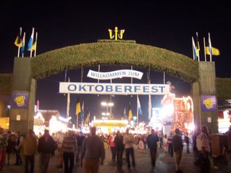 Koronawirus kontra tradycja. "Bild": Octoberfest zostanie odwołany