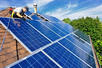 Pomagamy przedsiębiorcom obniżyć koszty energii