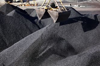 Te spółki będą sprzedawały taniej węgiel, ale tylko  samorządom