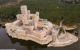 Budowa zamku w Stobnicy. Zwrot w sprawie samowoli budowlanej