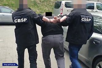 Oszustwa podatkowe na 750 mln zł. 26 osób oskarżonych