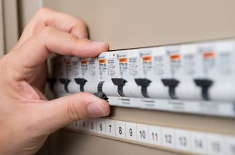 Ludziom nagle zepsuły się urządzenia. Tauron przesadził z napięciem, będą odszkodowania