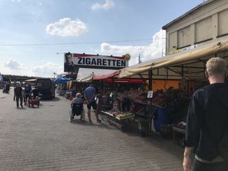 Niemcy alarmują: na bazarze w Słubicach niebezpieczne produkty są wyciągnięcie ręki