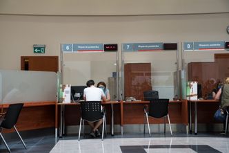 Bezrobocie rośnie, ale kandydaci wcale nie garną się do pracy w urzędach. Powód ten sam od lat