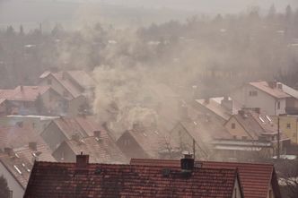 Spór o czyste powietrze na Mazowszu. Prokuratura wkroczyła do akcji