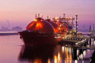 Złota era dla LNG. Flota gazowców zmorą Putina