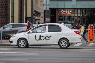 Uber sprzedaje udziały w rosyjskich firmach. Zyska miliard dolarów