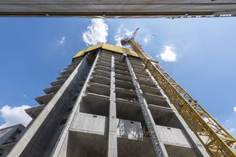 Wielki wieżowiec w centrum Warszawy, będzie najwyższy w UE. Nowe zdjęcia z budowy
