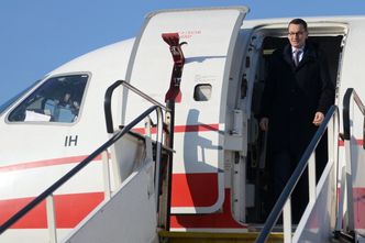 Premier wracał z pogrzebu rządowym samolotem. KPRM potwierdza