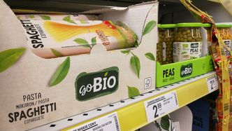 Sklepy coraz częściej kuszą Polaków produktami BIO. Eksperci: Na rynku widać duże ożywienie
