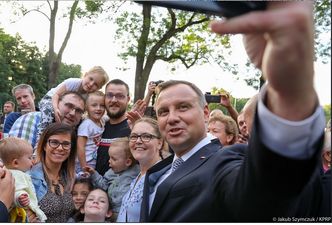 Szczecinek. Spółka chciała 900 zł od prezydenta, zapłacił pełnomocnik premiera