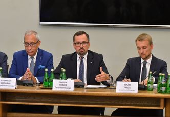 Komisja ds. VAT. Marcin Horała chce postawić Tuska i Kopacz przed Trybunałem Stanu