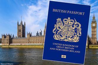 Niebieskie paszporty wracają. Wielka Brytania symbolicznie zrywa z Unią