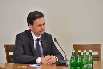 Komisja ds. VAT. Zeznaje Jacek Cichocki, były szef kancelarii Donalda Tuska