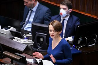 Tarcza antykryzysowa. Emilewicz: Sejm we wtorek ma przegłosować ustawę