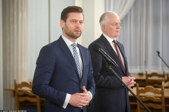 Kamil Bortniczuk już nie jest wiceministrem. Złożył dymisję